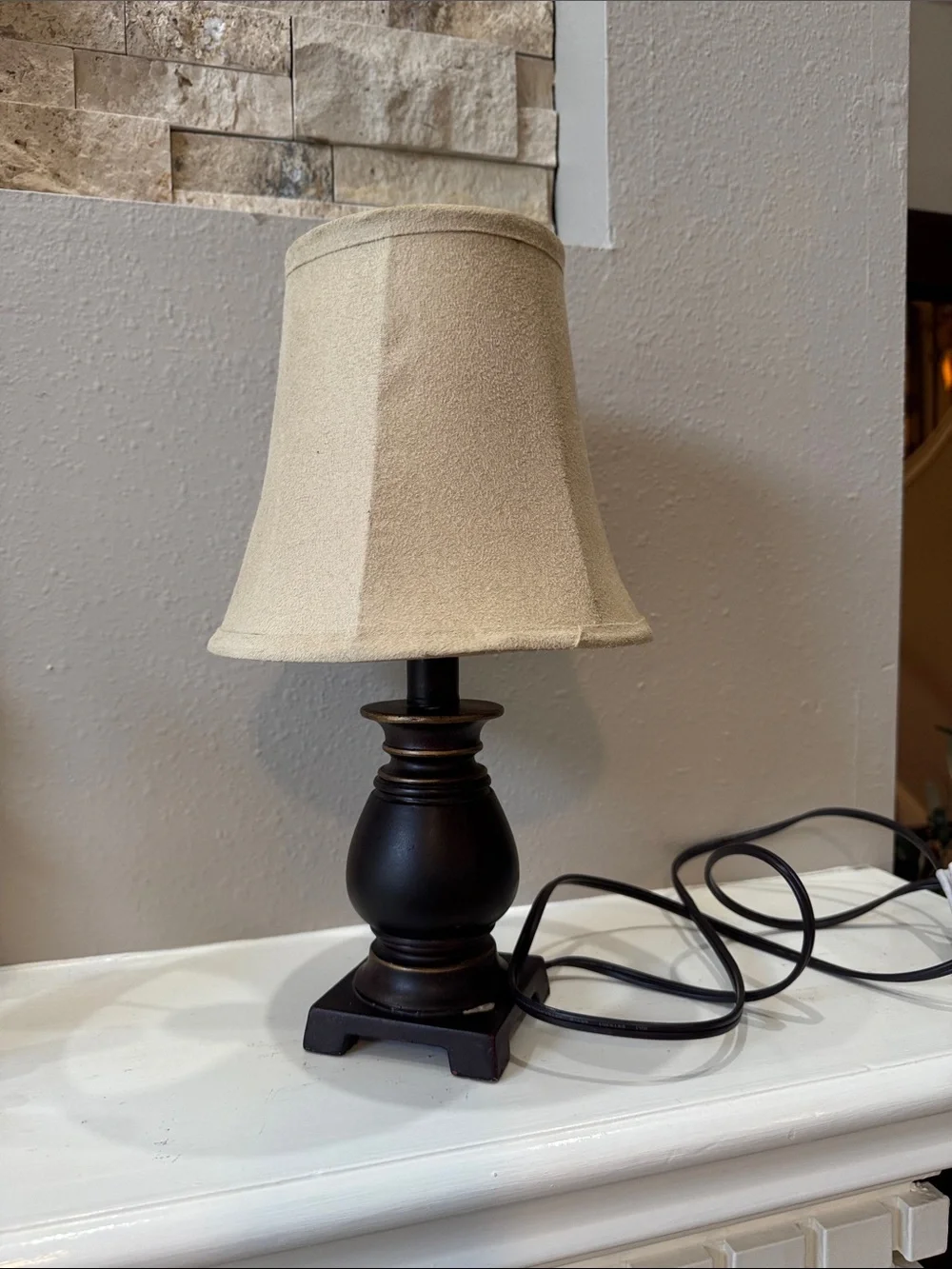 Classic Cream Table Lamp with Dark Base